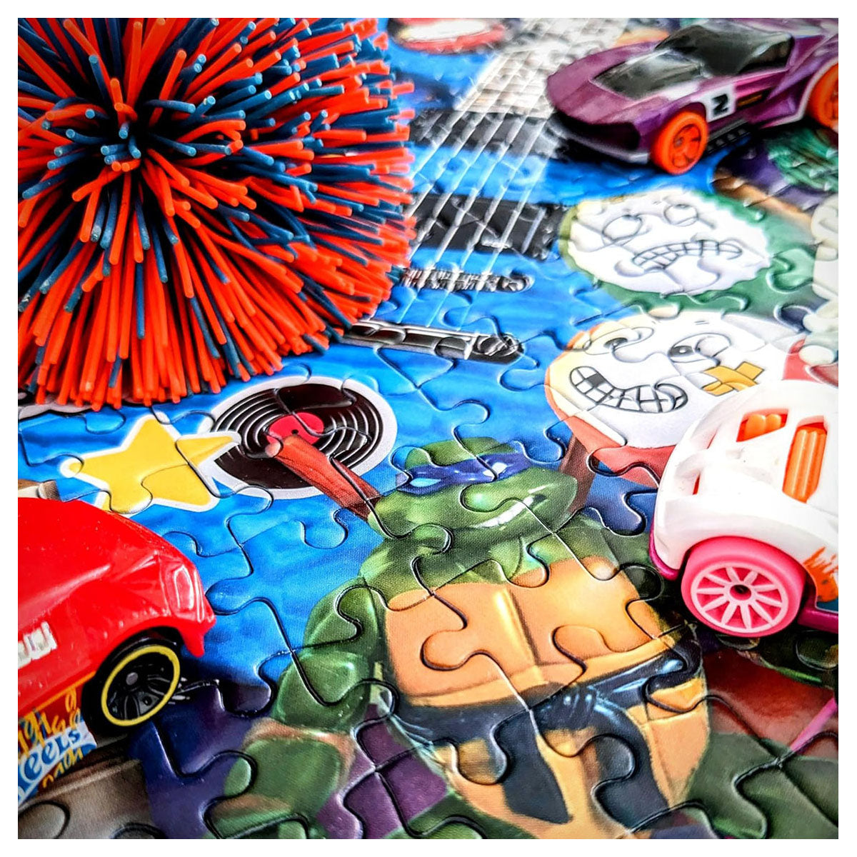 Gibsons We Love the 80's 1000 Piece Jigsaw Puzzle
