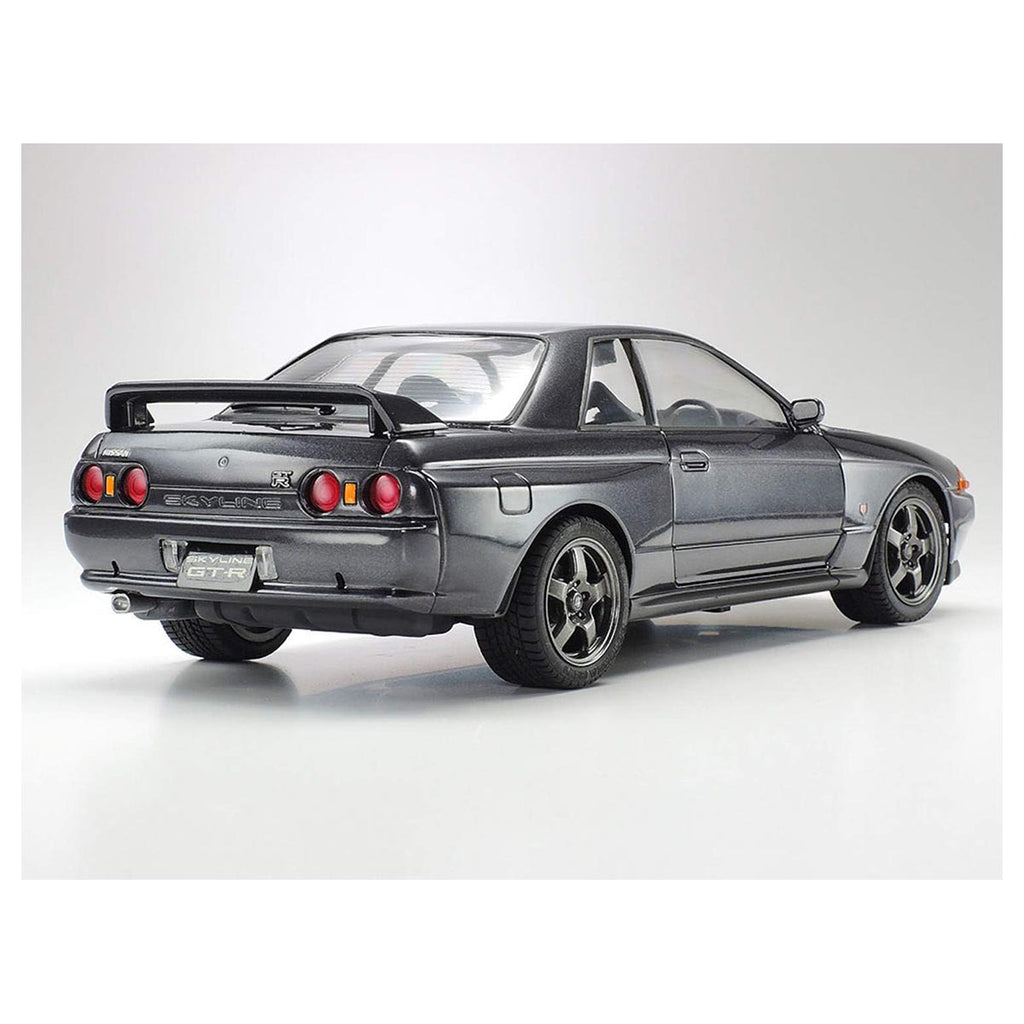 Tamiya Nissan Skyline GT-R 1:24 Sports Car Series No. 90 Model Kit