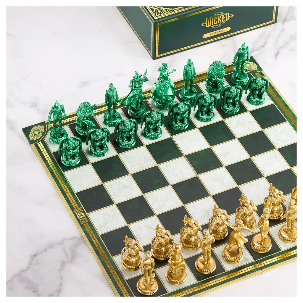 Wicked Chess Set The Noble Collection 