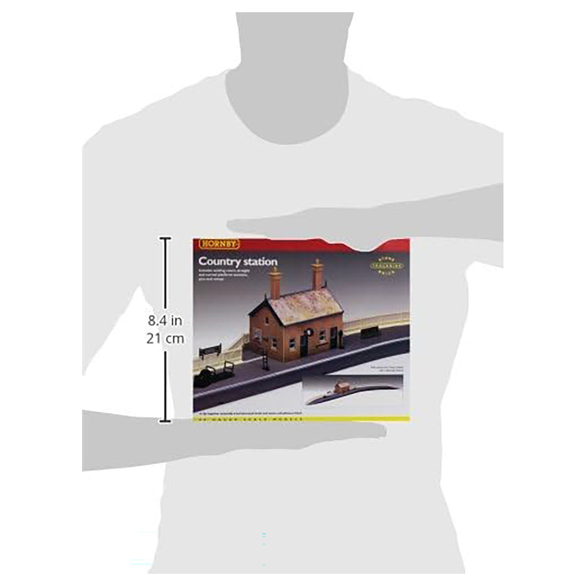 Hornby R8000 Country Station OO Gauge Scale Model