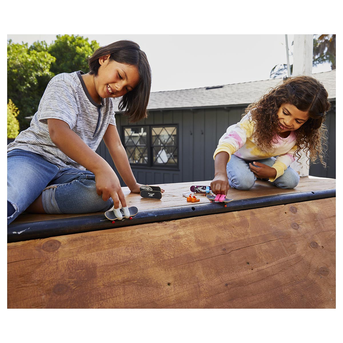 Hot Wheels Skate Lifestyle Image