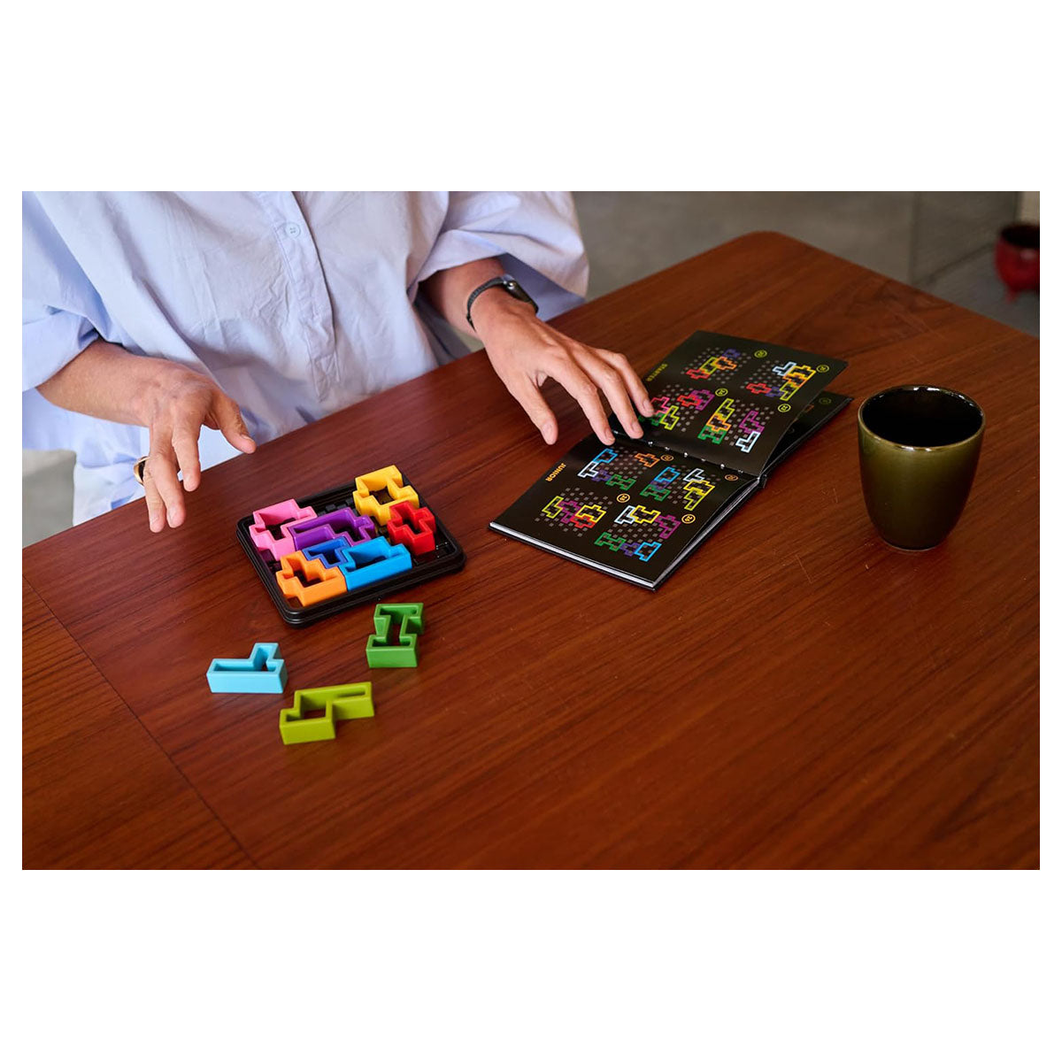Smart Games IQ Deluxe Square Logic Game