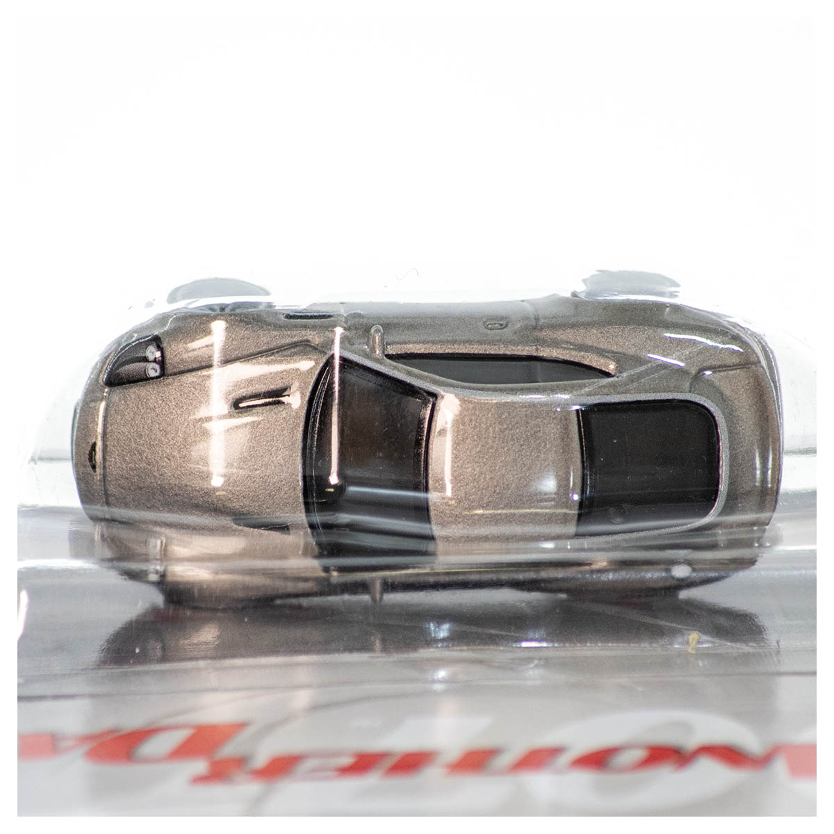 Hot Wheels Pop Culture: Die Another Day 007 Aston Martin Vanquish Vehicle