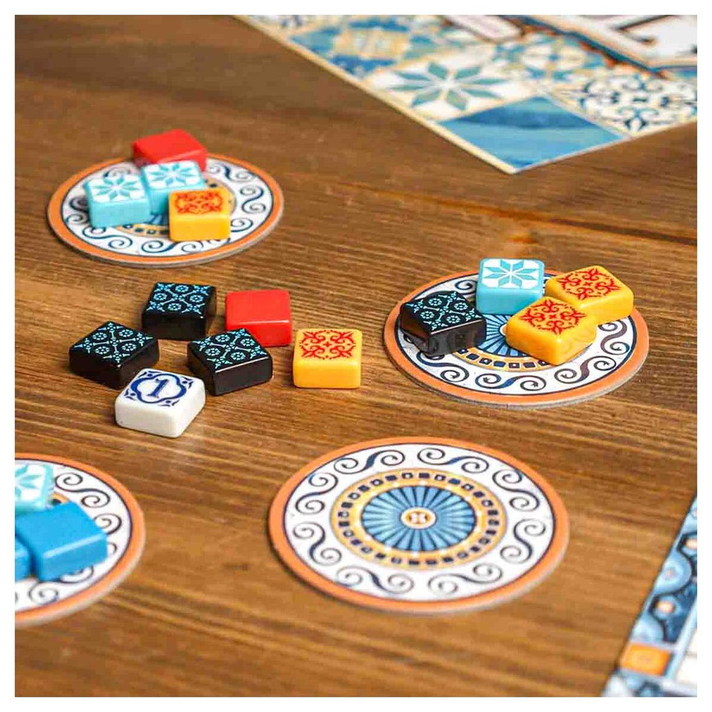 Azul - Award€‘Winning Tile€‘Laying Strategy Board Game for 2-4 Players