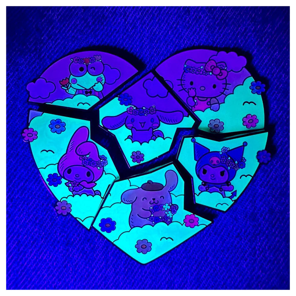 Funko Hello Kitty and Friends Flower Crown Puzzle Mystery Pin Blind Box (styles vary)