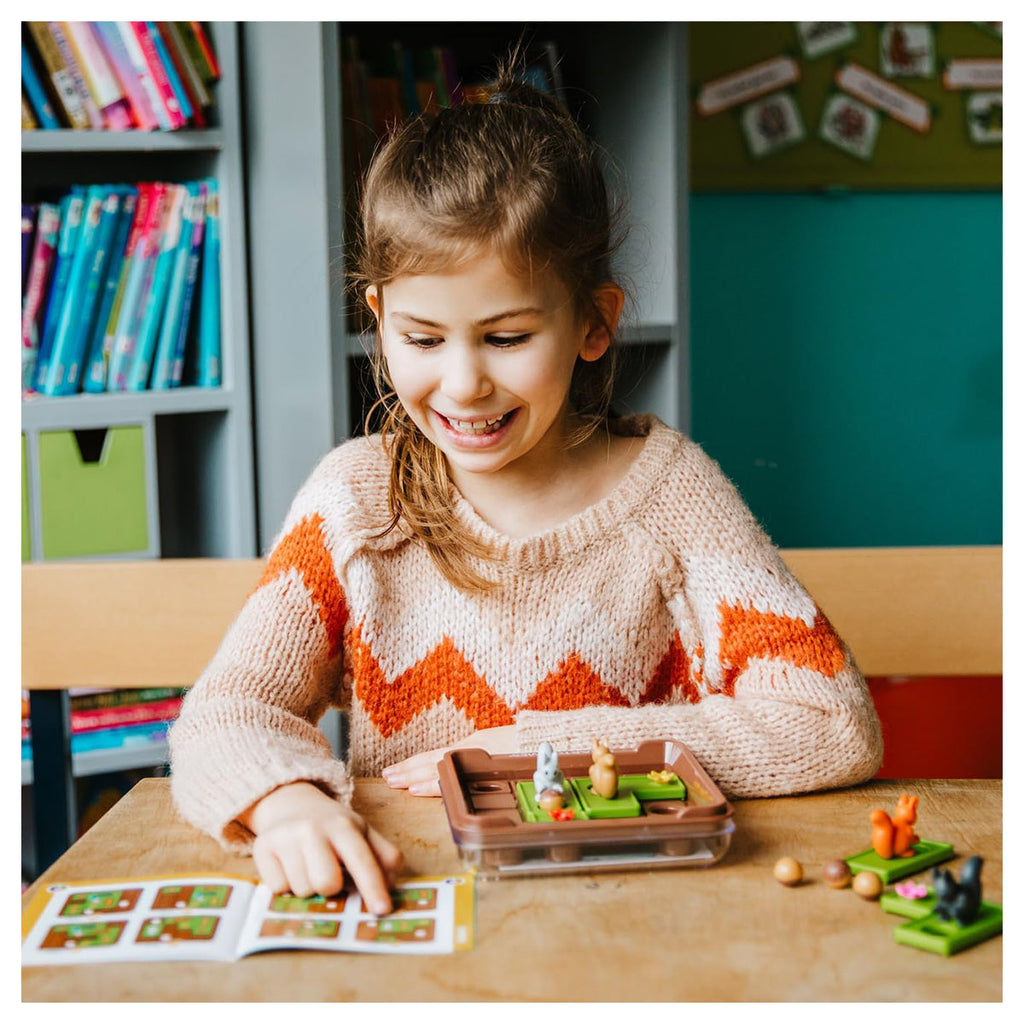 Smart Games Squirrels Go Nuts! Puzzle Game
