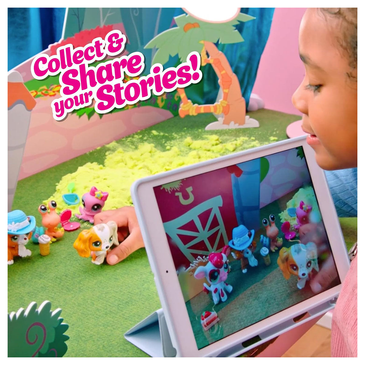 Littlest Pet Shop case fold‑out play scene with pets and accessories